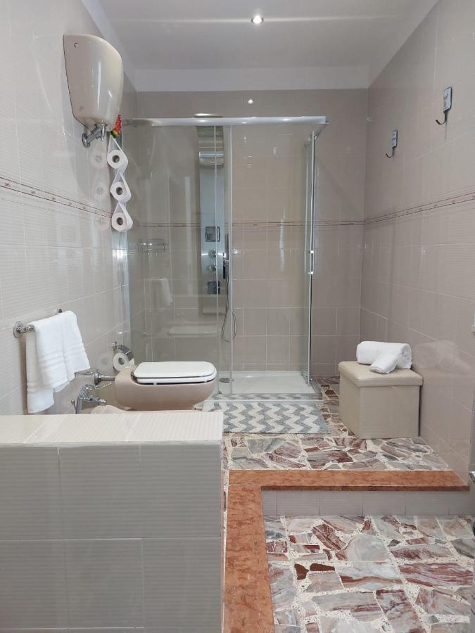 Pepe Rosa Bed & Breakfast แตร์โมลิ ภายนอก รูปภาพ