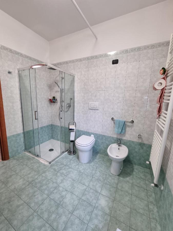 Pepe Rosa Bed & Breakfast แตร์โมลิ ภายนอก รูปภาพ